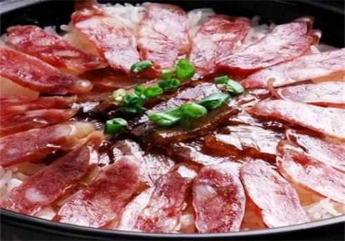 欣心煲仔飯
