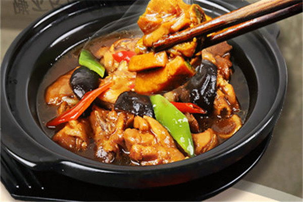 雞米膳黃燜雞米飯加盟
