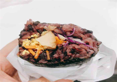 秋媽媽臺灣飯團加盟