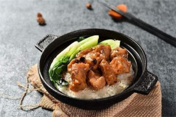聞記煲仔飯加盟