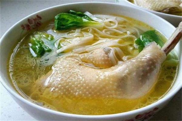 寶強雞湯面加盟