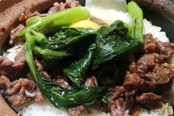 老爺正宗煲仔飯加盟