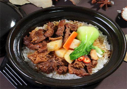 九隆煲仔飯加盟