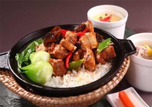 粉霸王煲仔飯