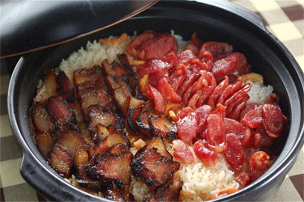 楊記煲仔飯