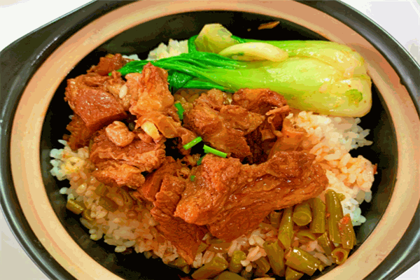 伍氏煲仔飯加盟