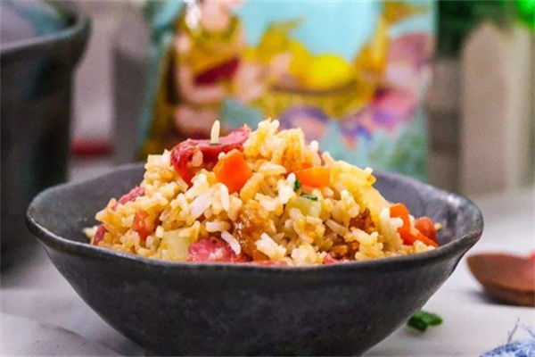 遇稻煲仔飯