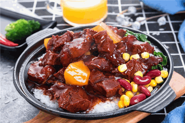 鑫澤煲仔飯加盟