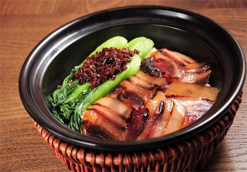 品愛(ài)煲仔飯加盟