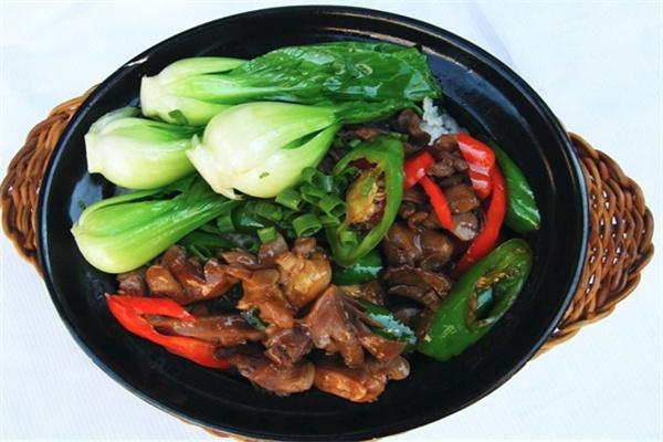 禾和煲仔飯加盟