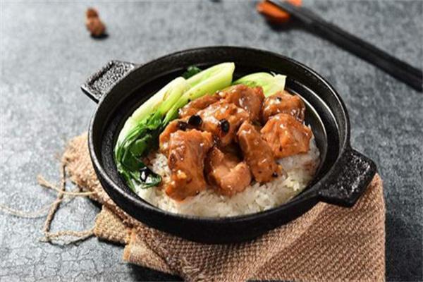萬佛童記煲仔飯加盟