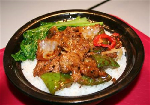 廣粵煲仔飯加盟