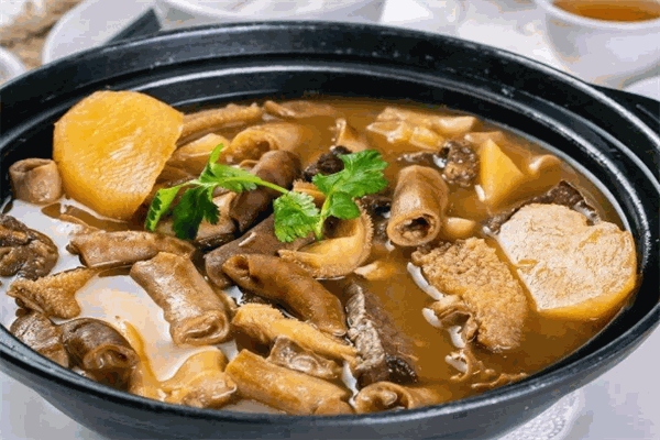 醉香醬汁煲仔飯加盟