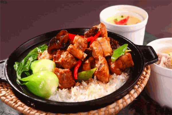 達(dá)達(dá)張煲仔飯加盟