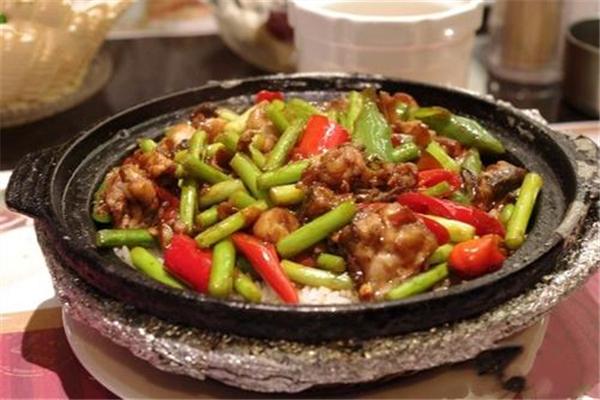 真不同煲仔飯加盟