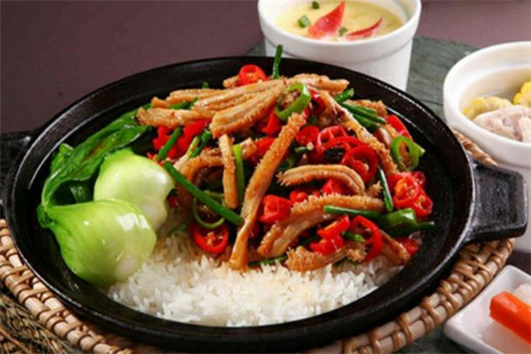 順發(fā)煲仔飯加盟