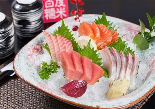 重膳日本料理日本菜加盟