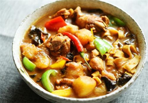 吉東家黃燜雞米飯加盟