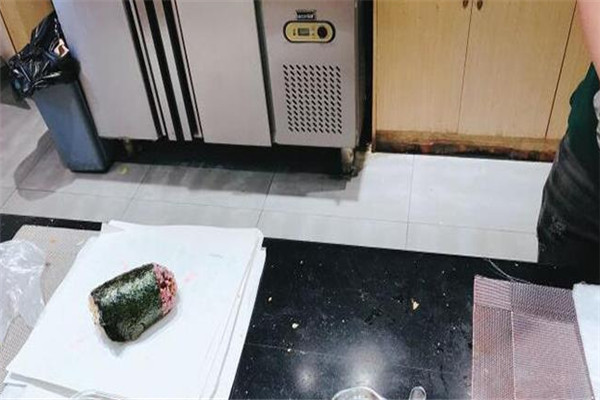 本手掬古法手制飯團(tuán)