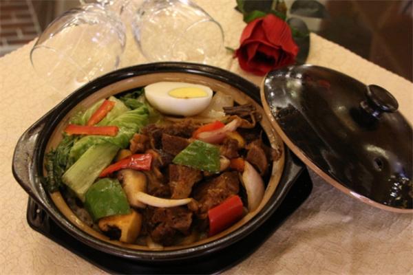 光頭強(qiáng)煲仔飯加盟