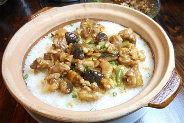 鴻坤煎肉煲仔飯店加盟