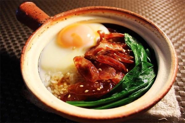 石里香煲仔飯加盟