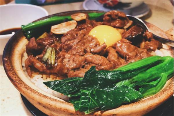 光頭強(qiáng)煲仔飯加盟