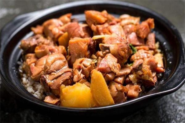 魯正宗黃燜雞米飯
