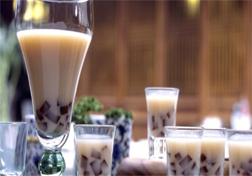 八緣風(fēng)奶茶飲品加盟