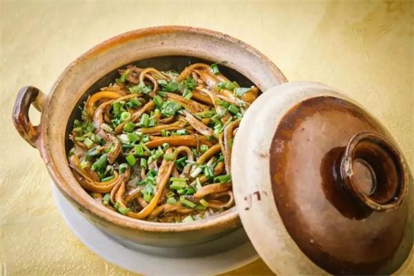 真潮客煲仔飯加盟