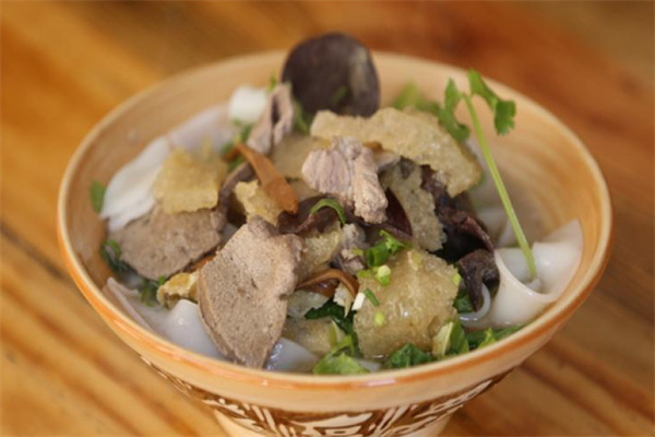 安遠(yuǎn)三鮮粉