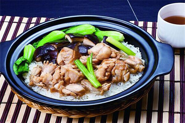 尊客煲仔飯加盟
