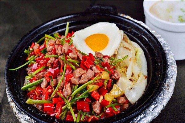 憶味軒煲仔飯加盟