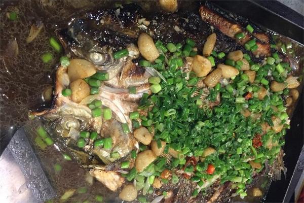 炙灼爐魚(yú)店