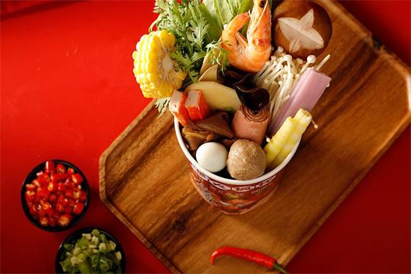 桃小妹下飯小火鍋