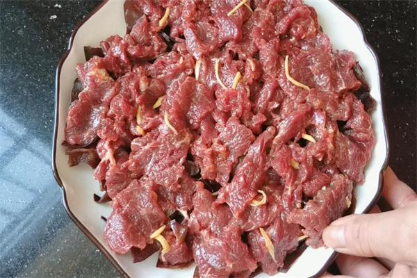 拉唯牛肉研究所