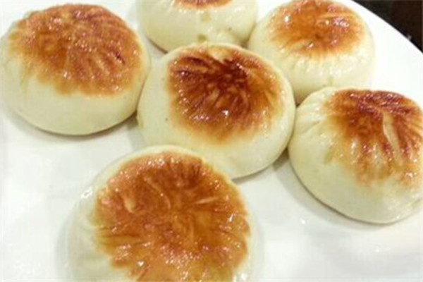 王國(guó)琴灌湯煎包