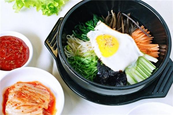 士大力石鍋拌飯