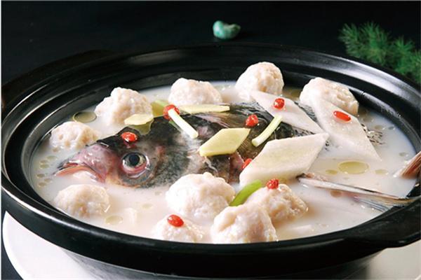 譚魚(yú)頭魚(yú)火鍋