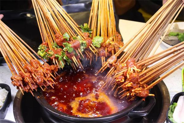 李外婆串串香加盟