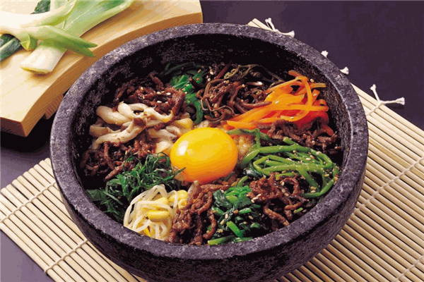 酔料想多國料理酒館