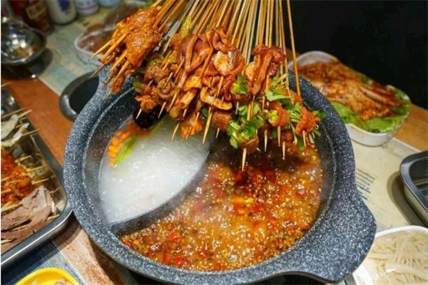 李外婆串串香加盟