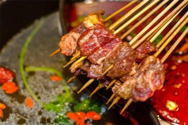 川麻婆串串香費(fèi)多少？