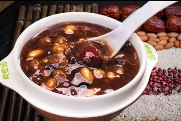 俏麥園八寶粥