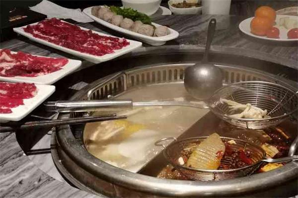 牛基地潮汕牛肉火鍋