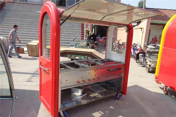 眾鼎騰飛小吃車