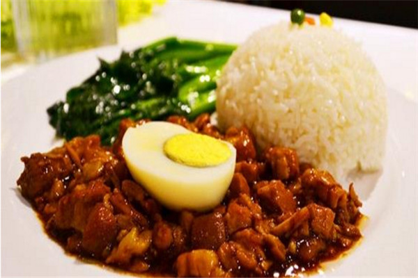 八戒鹵肉飯加盟