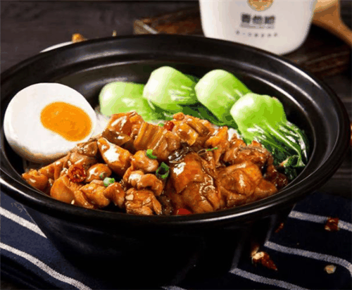 阿金煲仔飯加盟