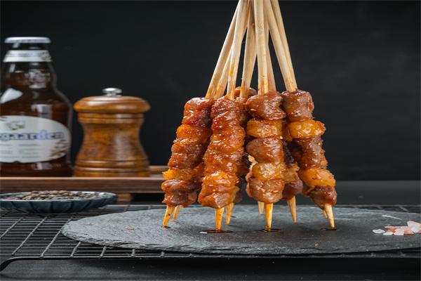 成興記買賣提羊肉串