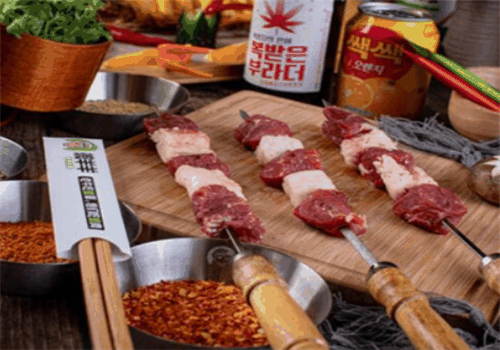 嫩羊羊燒烤店加盟
